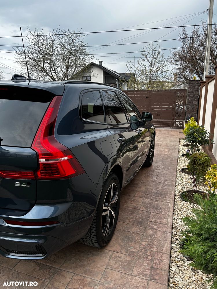 Volvo XC 60 B4 D AWD Ultimate Dark - 5