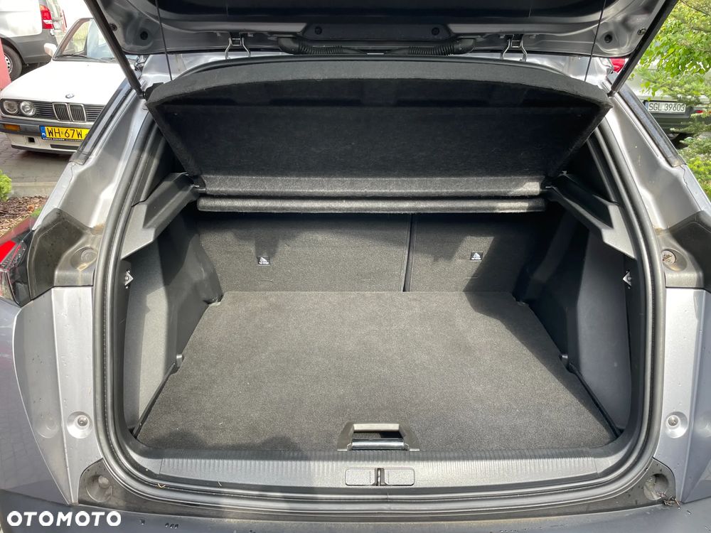 Peugeot 2008 1.2 PureTech GT S&S EAT8 - 23