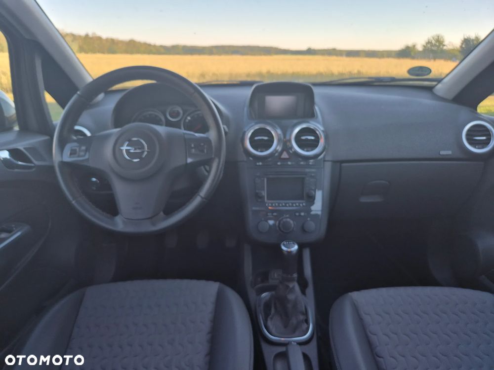 Opel Corsa 1.4 16V Enjoy - 9