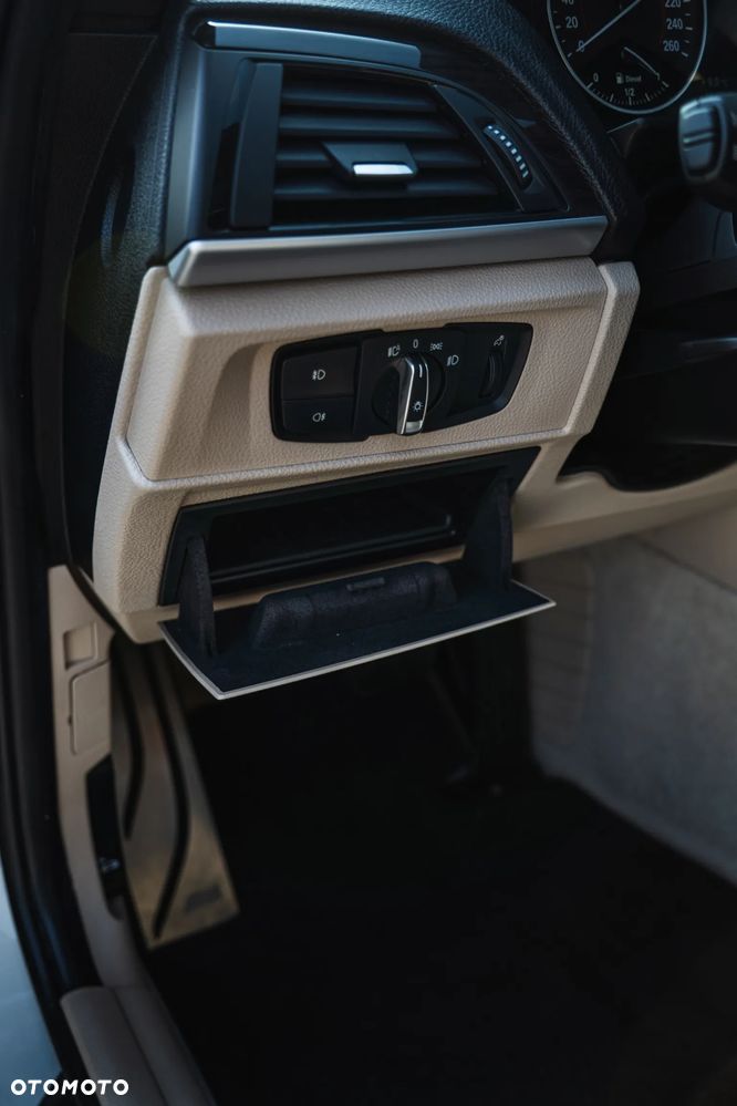 BMW Seria 1 125d - 23