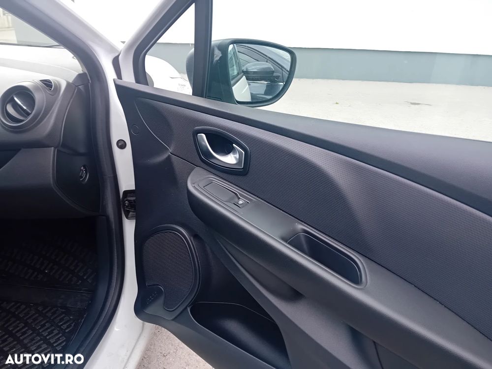 Renault Clio dCi 90 Start & Stop COLLECTION - 11