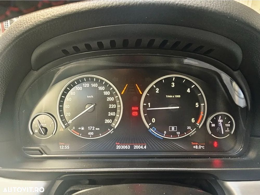 BMW Seria 5 525d xDrive - 7