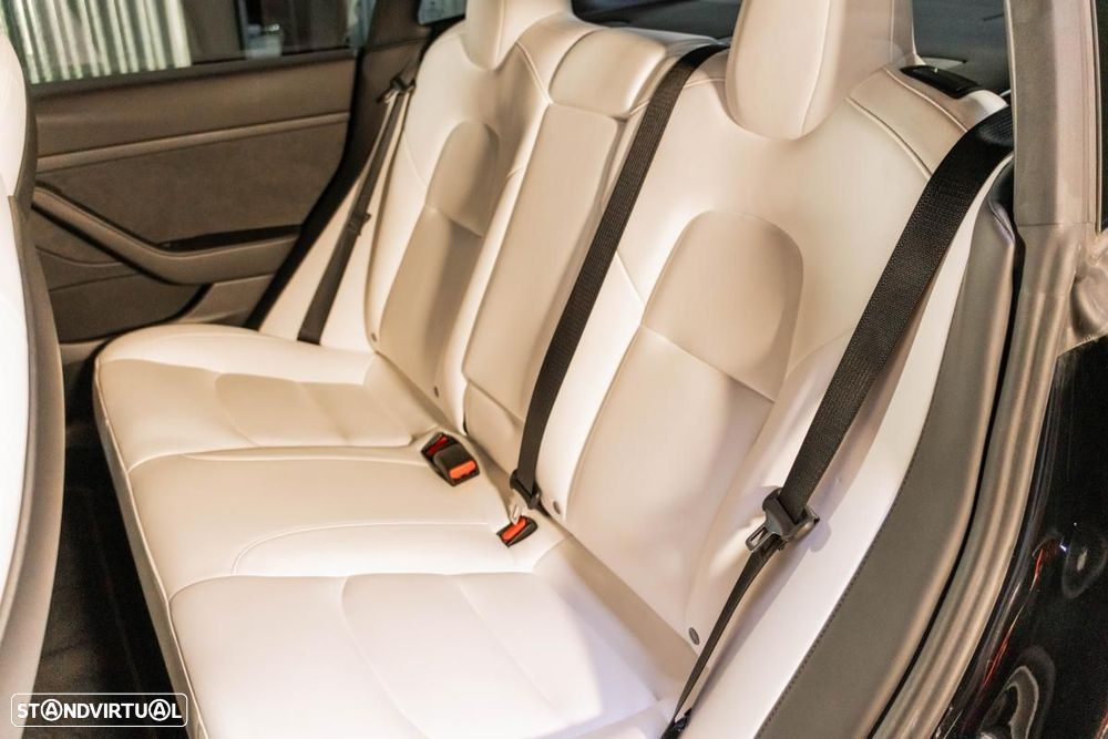 Tesla Model 3 Long Range AWD Dual Motor - 29