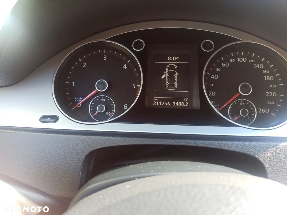 Volkswagen Passat 2.0 TDI Comfortline - 3