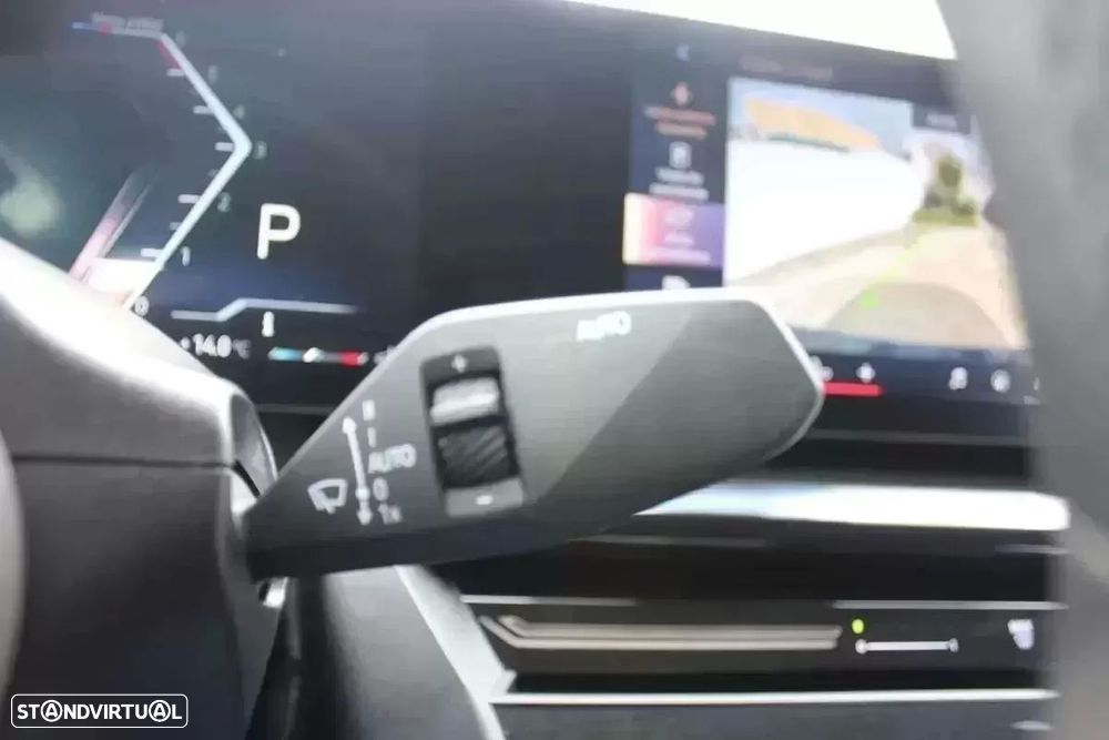 BMW 520 d xDrive Pack Desportivo M - 19