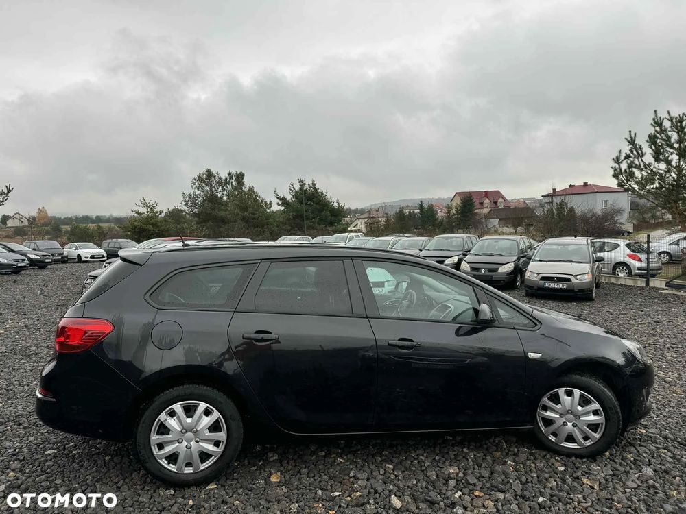 Opel Astra 1.7 CDTI Cosmo - 4