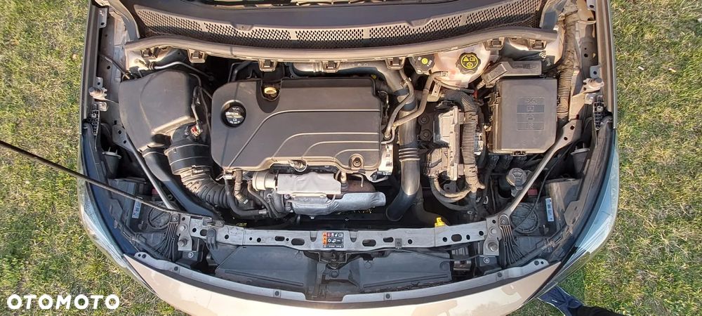 Opel Astra 1.4 T Dynamic - 15