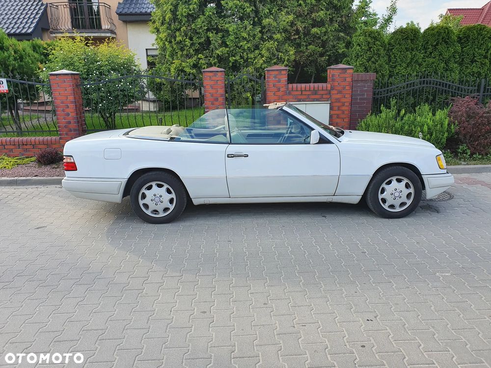 Mercedes-Benz Klasa E - 2