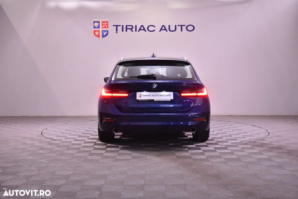 BMW Seria 3 320i Touring Aut. - 4