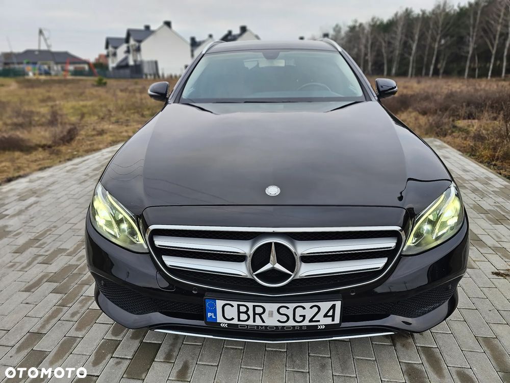 Mercedes-Benz Klasa E 220 d 9G-TRONIC Exclusive - 19