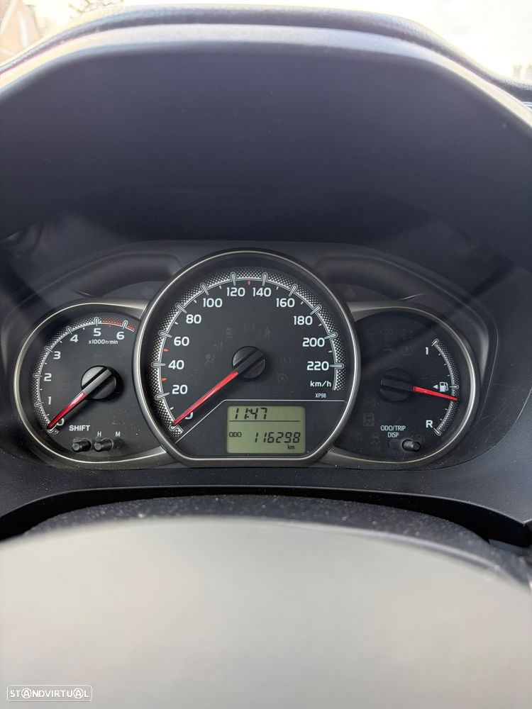 Toyota Yaris 1.4 D-4D Comfort+P.Style - 12