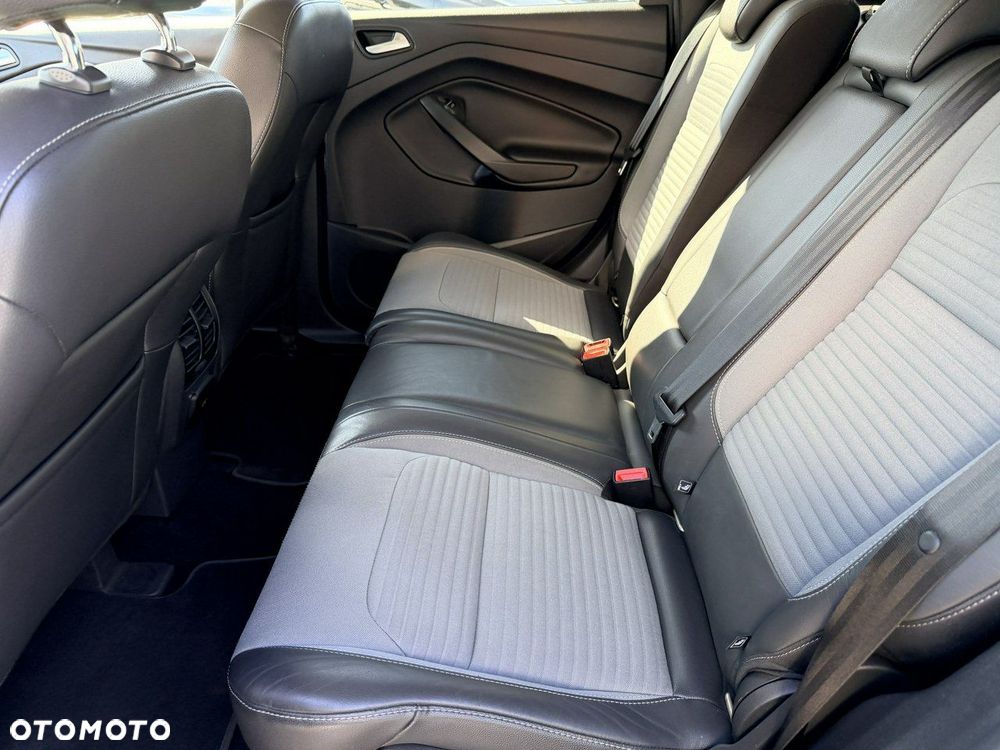 Ford Kuga 2.0 TDCi 4x2 Titanium - 28