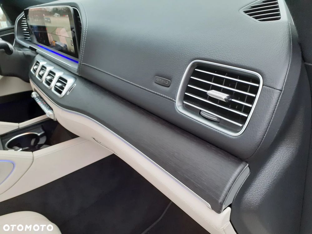 Mercedes-Benz GLE 300 d 4-Matic - 25