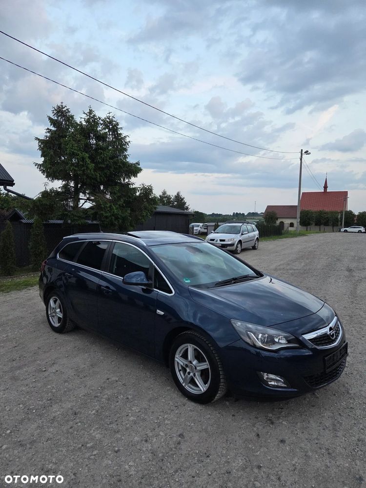 Opel Astra 1.6 Turbo Sport - 14