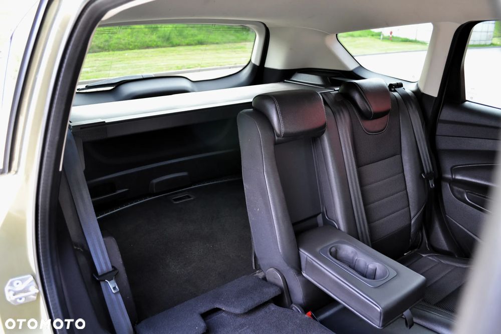 Ford Kuga 2.0 TDCi 2x4 Trend - 14