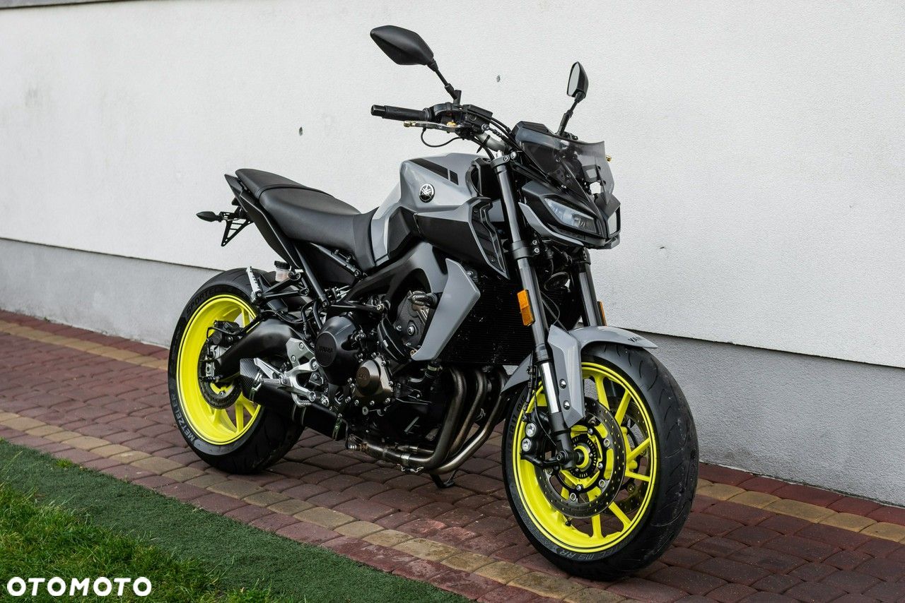 Yamaha MT - 1