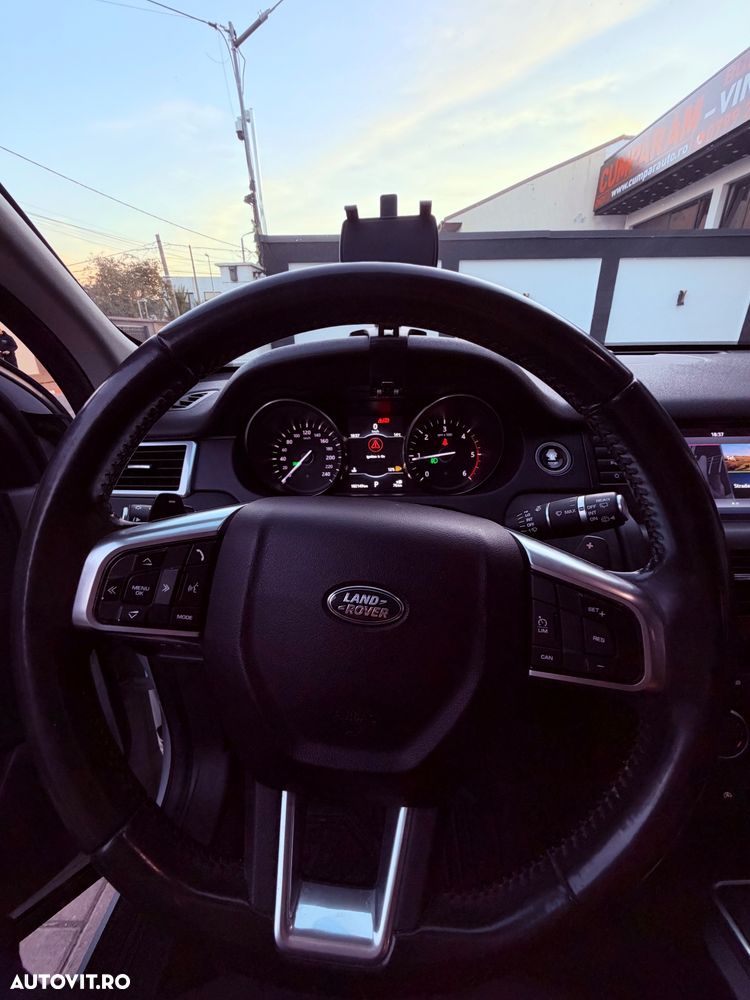 Land Rover Discovery Sport - 8