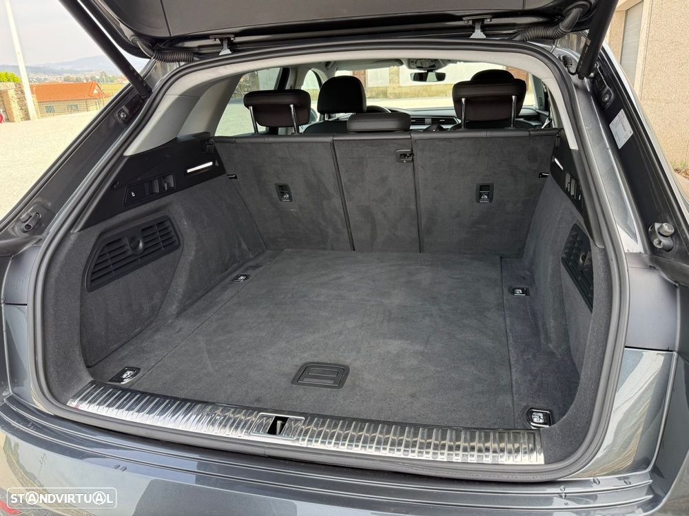 Audi e-tron 55 quattro S line - 26