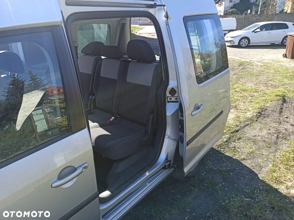 Volkswagen Caddy 1.2 (7-Si.) Edition 30 - 4