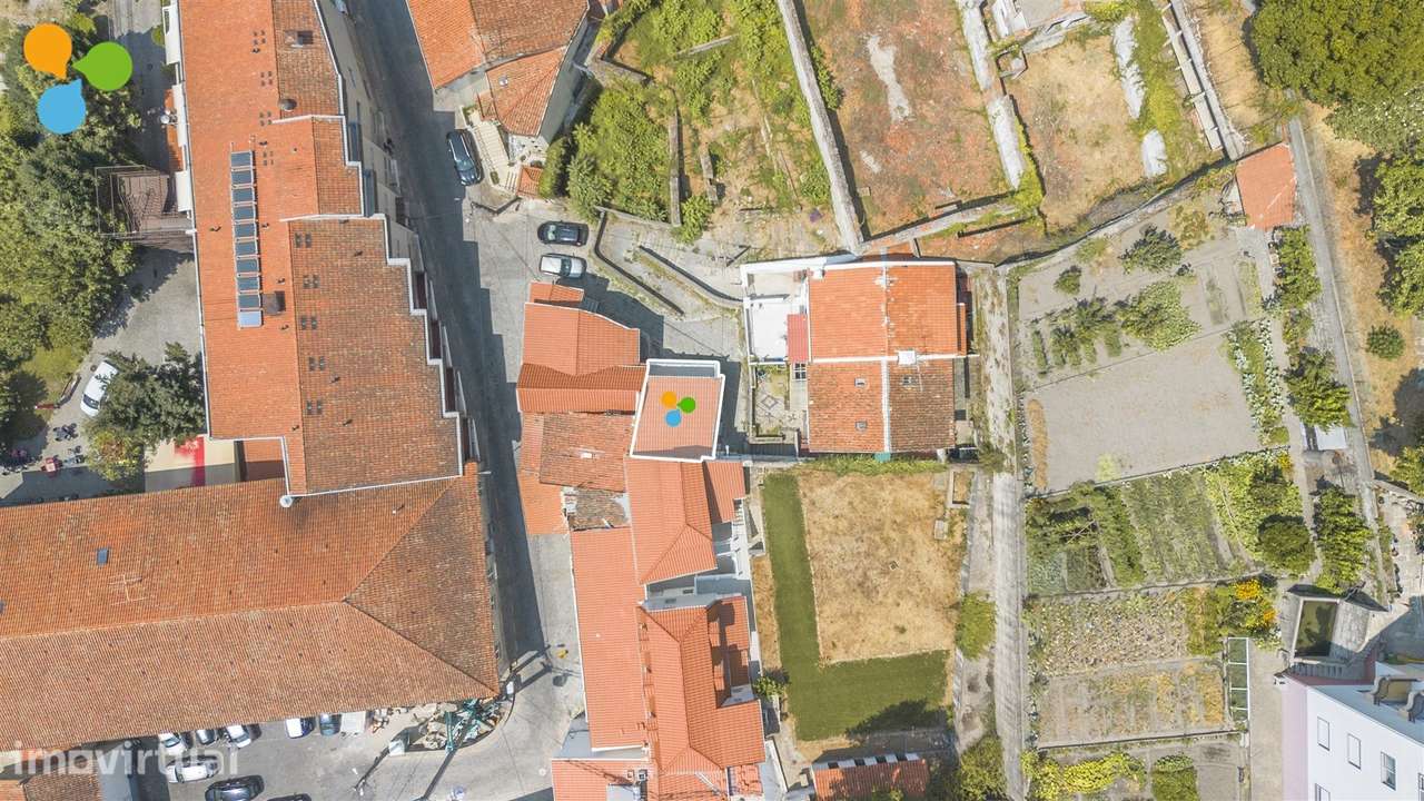 Prédio com dois T0 - Centro da Covilhã - Grande imagem: 3/28