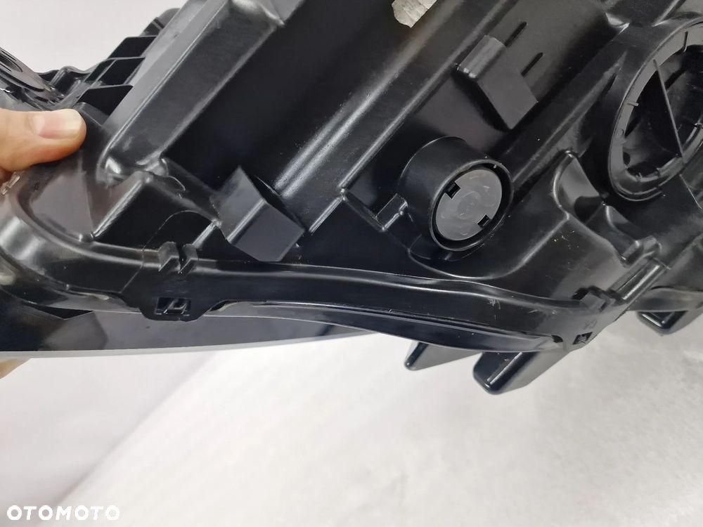 VW T6 T6.1 LIFT TRANSPORTER / MULTIVAN 19- PRAWA LAMPA PRZEDNIA PRZÓD FULL LED , NR 7L1941036D , NR AUKCJI LA159 - 16