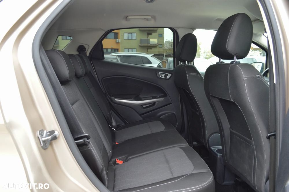 Ford EcoSport 1.0 EcoBoost Titanium - 18