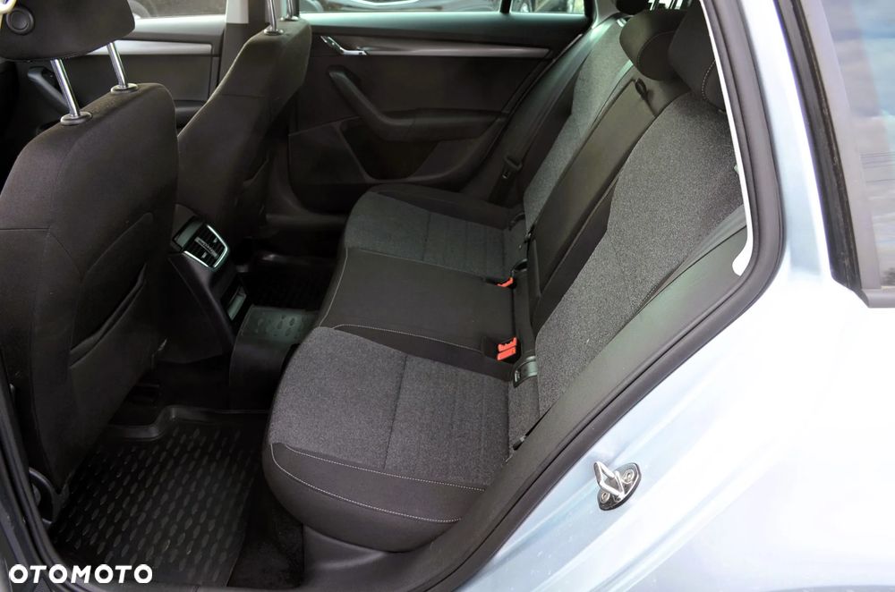 Skoda Octavia 1.6 TDI DSG Soleil - 14