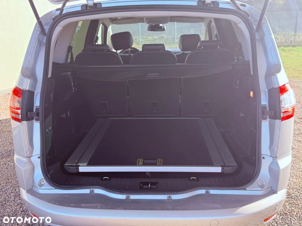 Ford S-Max 2.0 TDCi DPF Titanium - 16