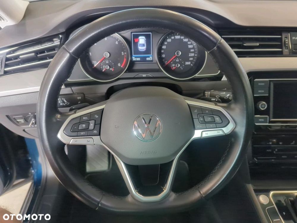 Volkswagen Passat 2.0 TDI EVO Business DSG - 10