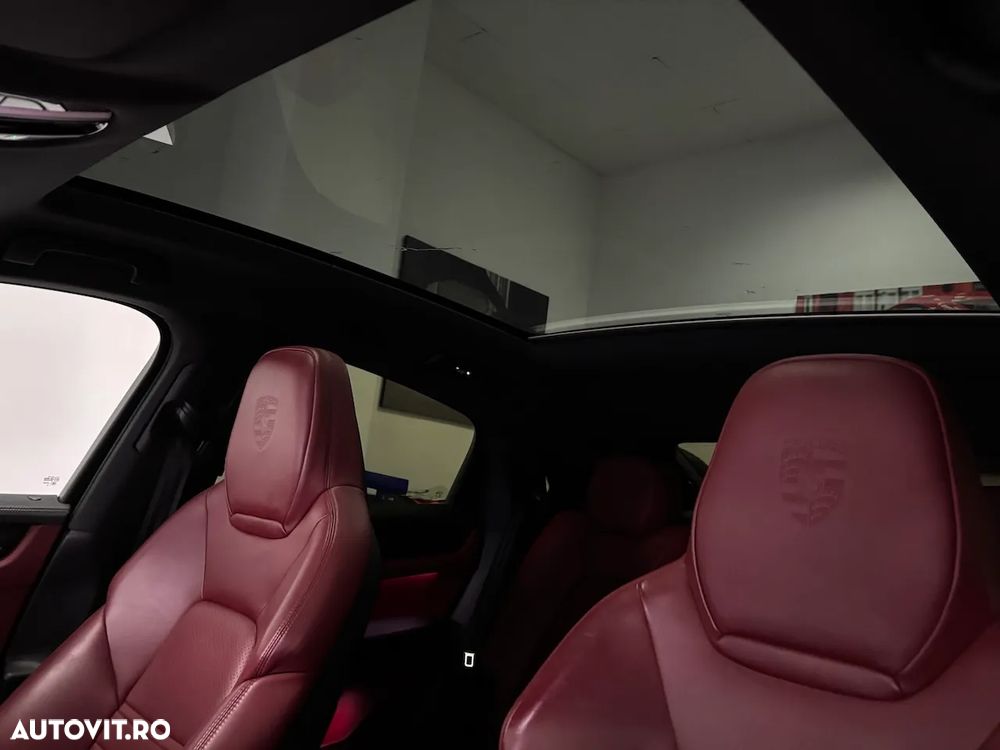 Porsche Cayenne Coupe - 18