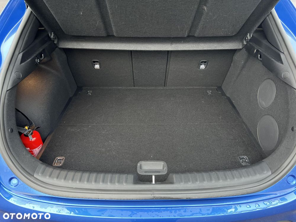 Kia XCeed 1.5 T-GDI Business Line DCT - 18