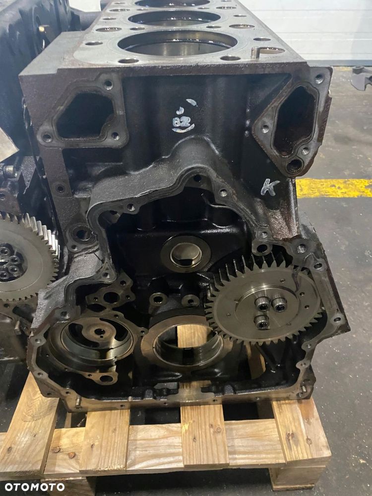 GOŁY BLOK SILNIKA MAN D2066 EURO 4–5 400 KM LF41 - 1