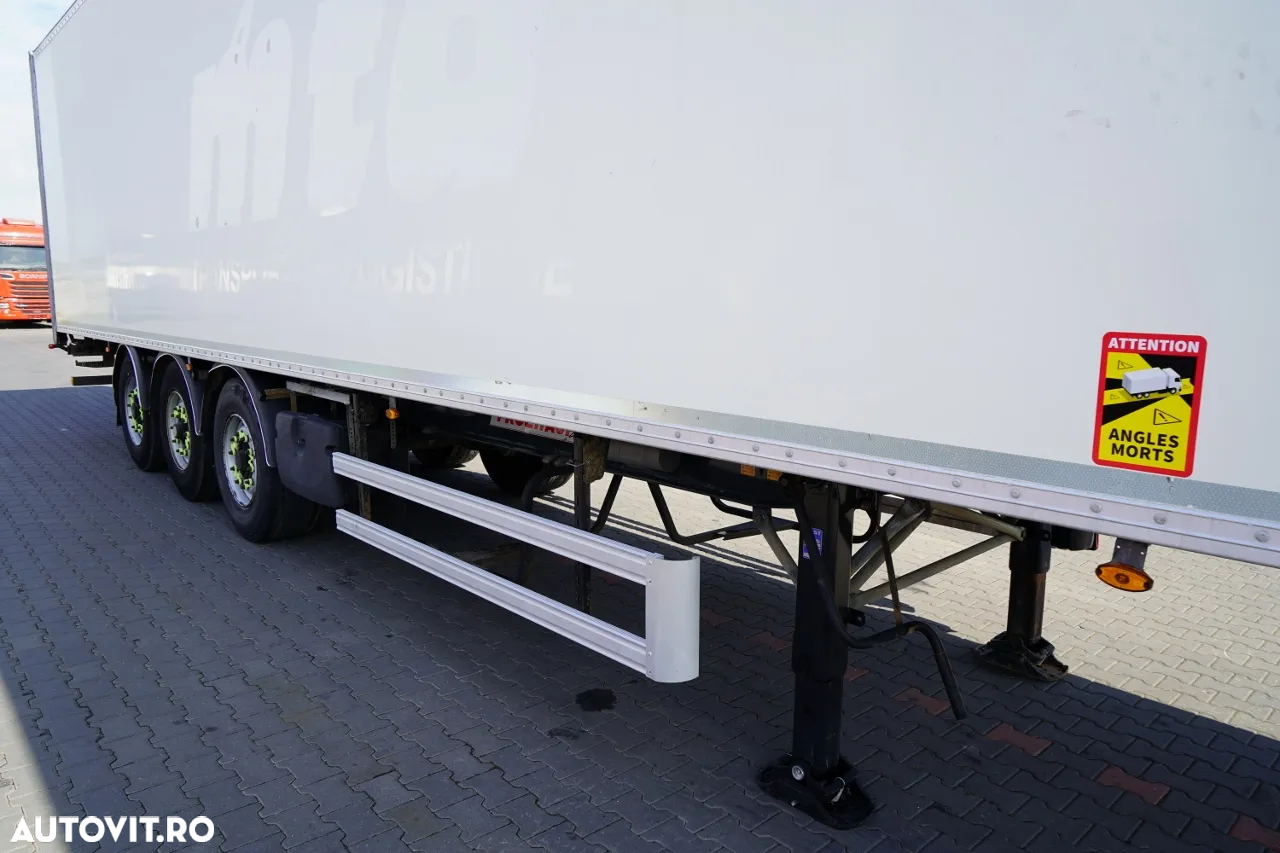 Fruehauf IZOTERMĂ / CONTAINER / KOFFER / PODEA FOARTE REZISTENTĂ: SLĂBĂ DE BALUSTRATĂ - 7
