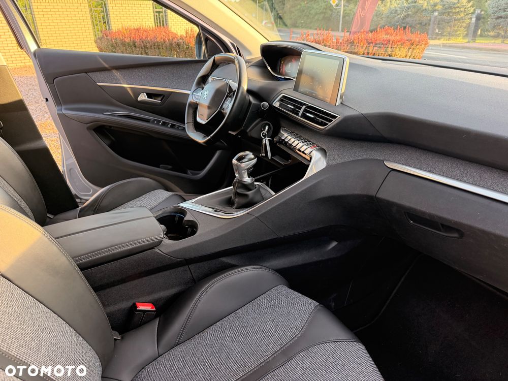 Peugeot 3008 PureTech 130 Stop & Start Allure - 14