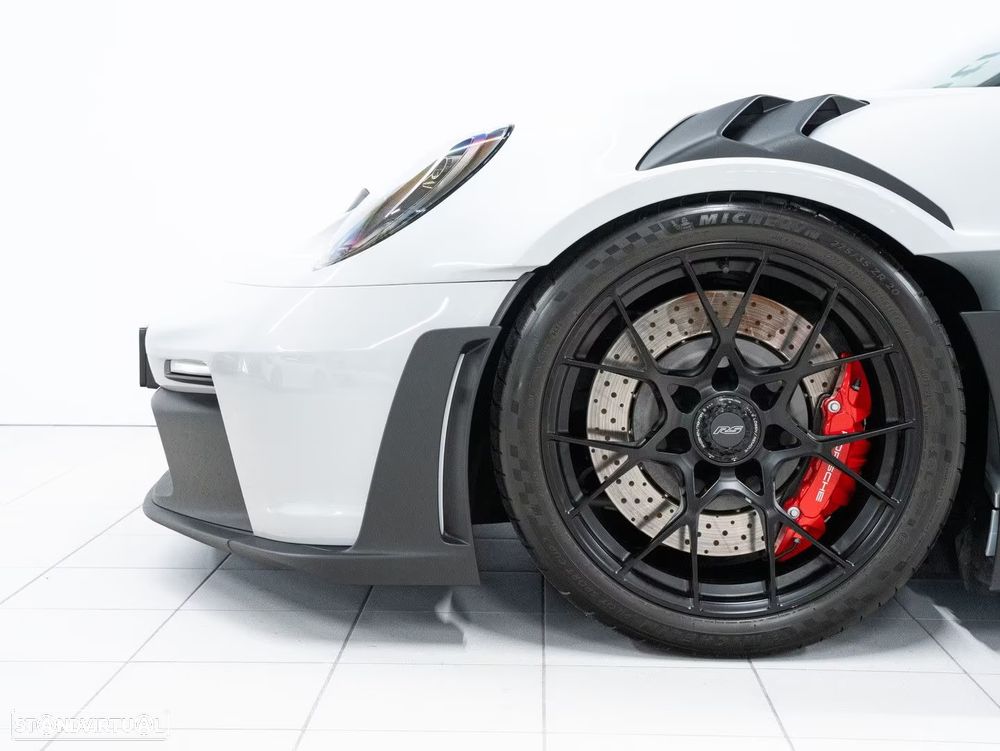 Porsche 911 (992) GT3 RS - 6