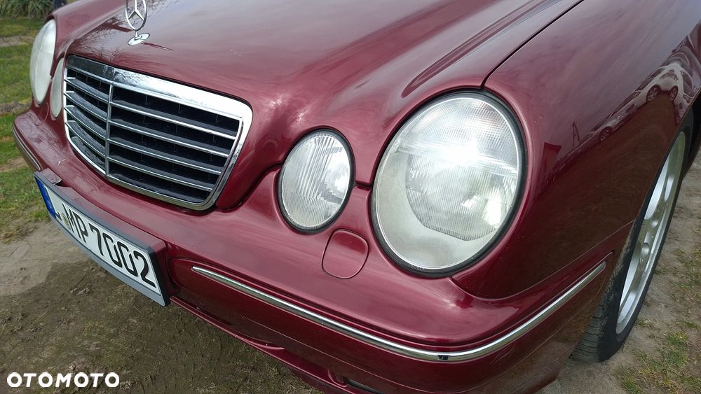 Mercedes-Benz Klasa E - 16