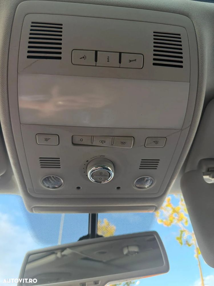 Volkswagen Touareg 3.0 V6 TDI BMT - 7