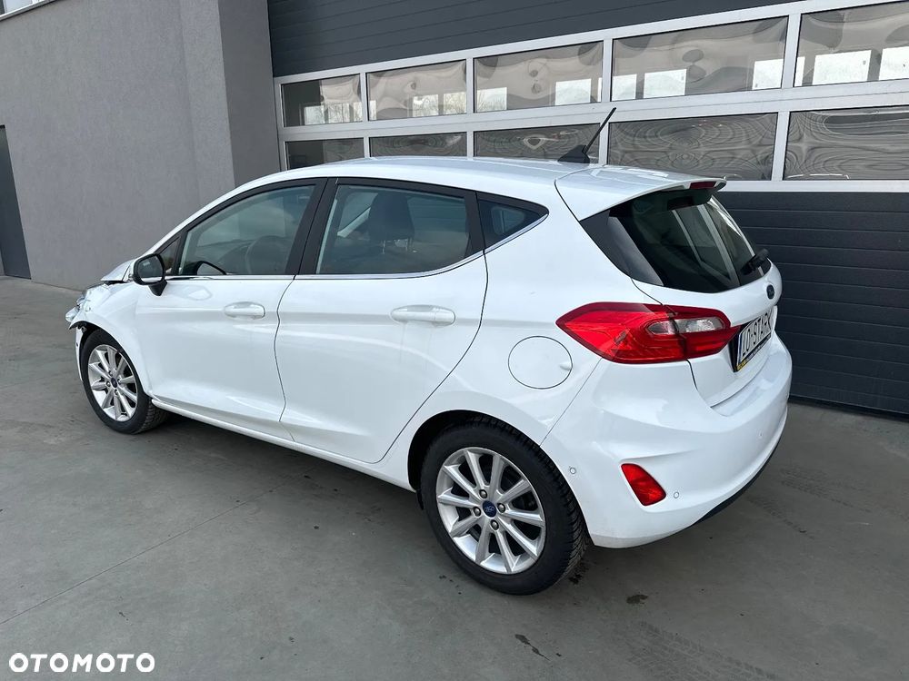 Ford Fiesta 1.5 TDCi S&S TITANIUM - 3