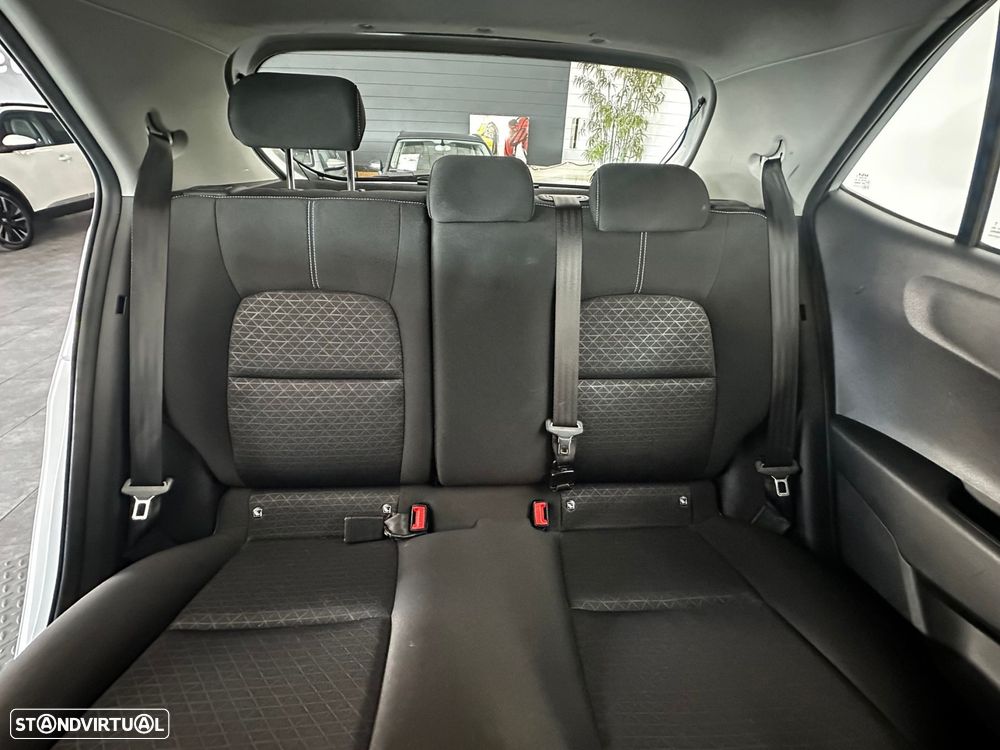 Kia Picanto 1.0 CVVT Urban - 31