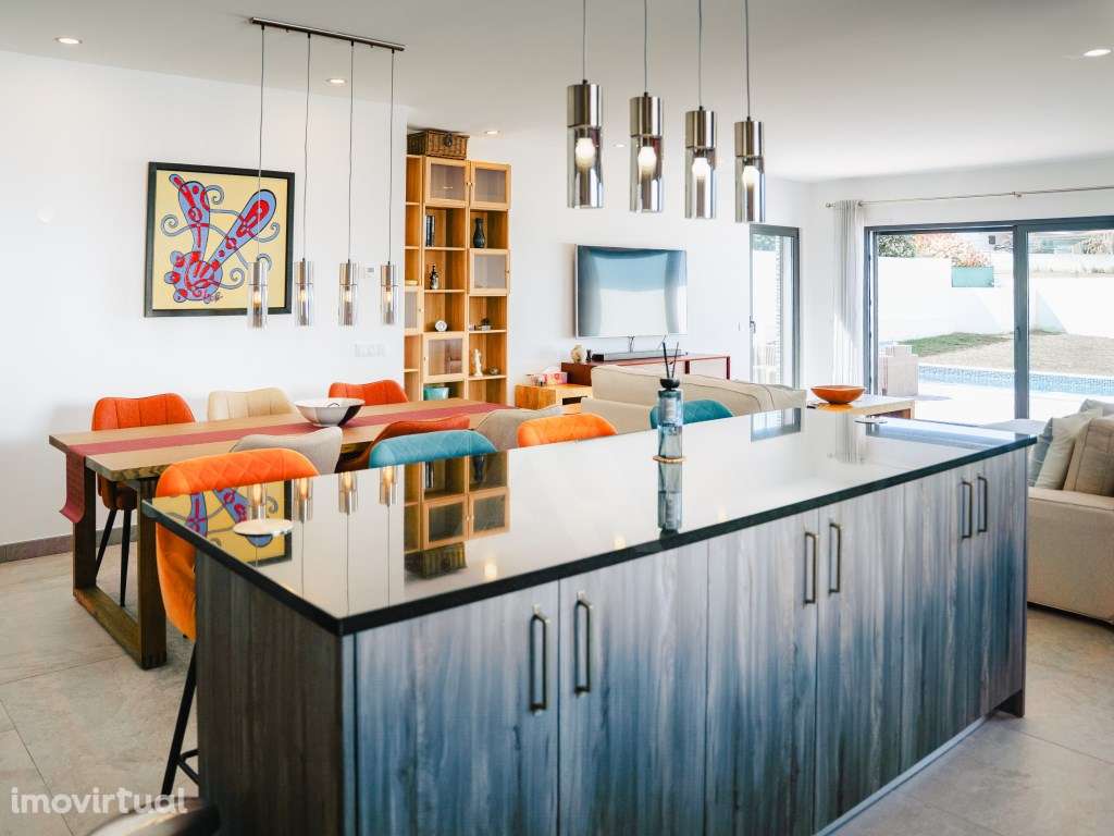 Moradia T3 com Piscina a 5 Minutos da Lagoa de Óbidos - Grande imagem: 3/41