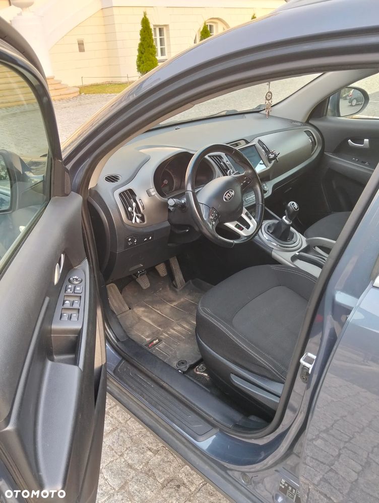 Kia Sportage 1.7 CRDI M 2WD - 8