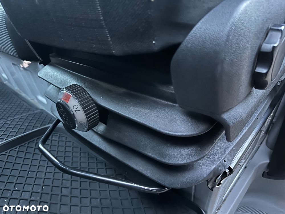 Mercedes-Benz Sprinter - 8