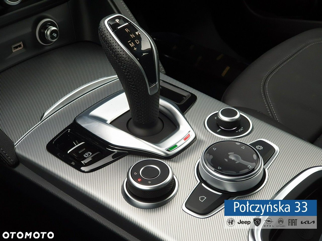 Alfa Romeo Stelvio - 23