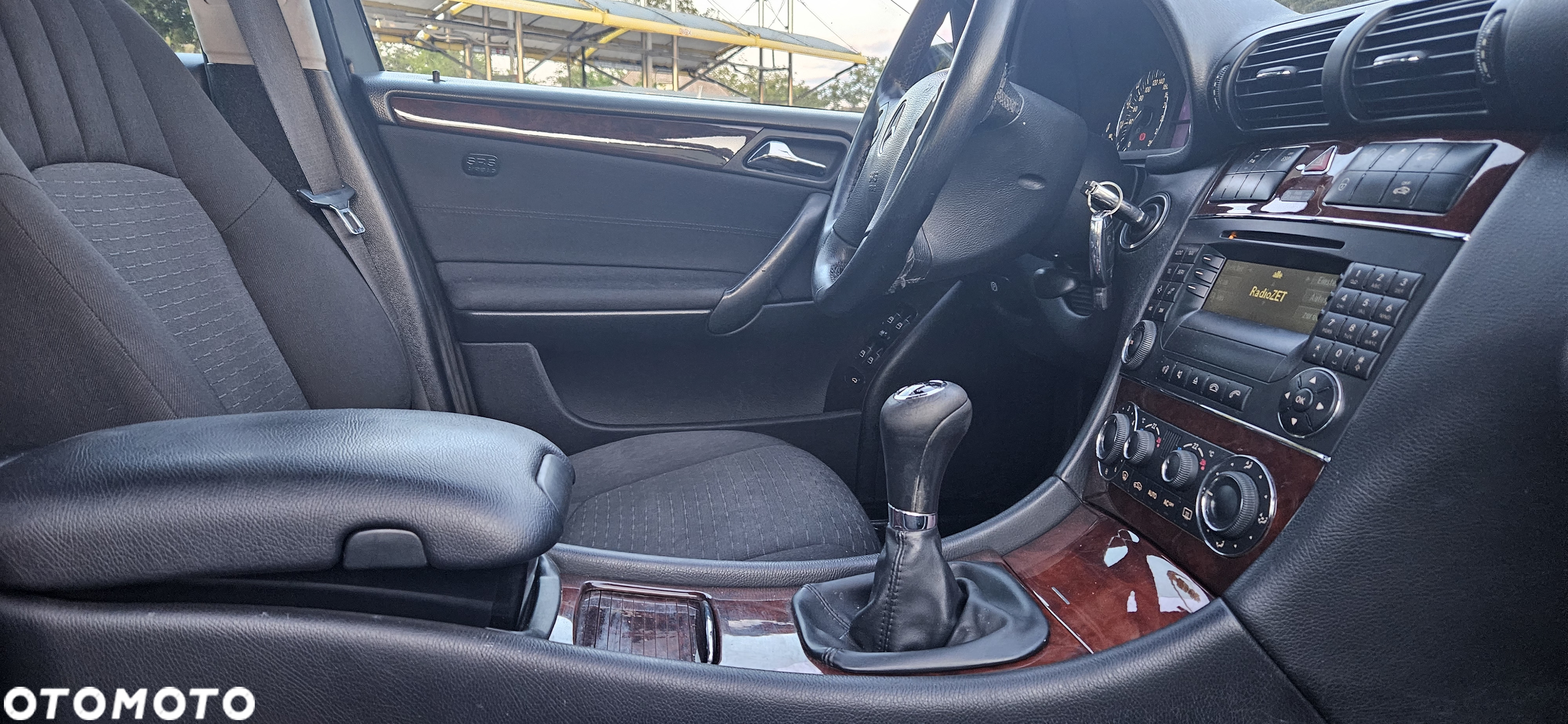 Mercedes-Benz Klasa C 180 T Kompressor Avantgarde - 28