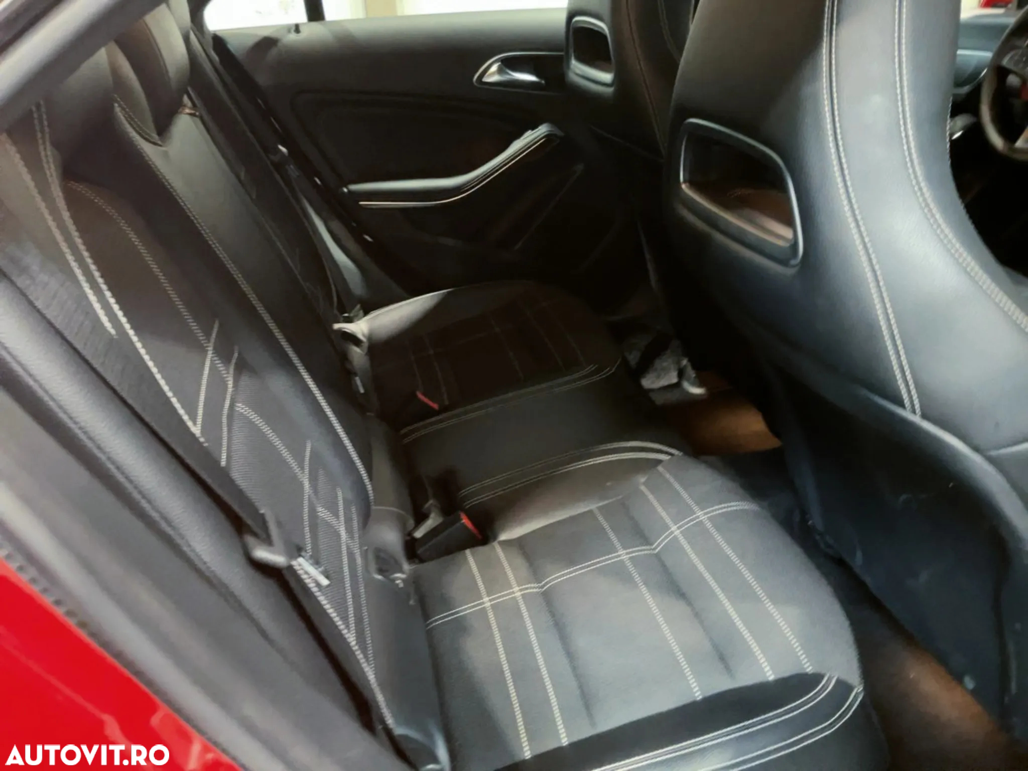 Mercedes-Benz CLA 200 7G-DCT Urban - 8