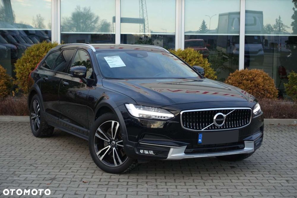 Volvo V90 Cross Country T5 AWD Pro - 2