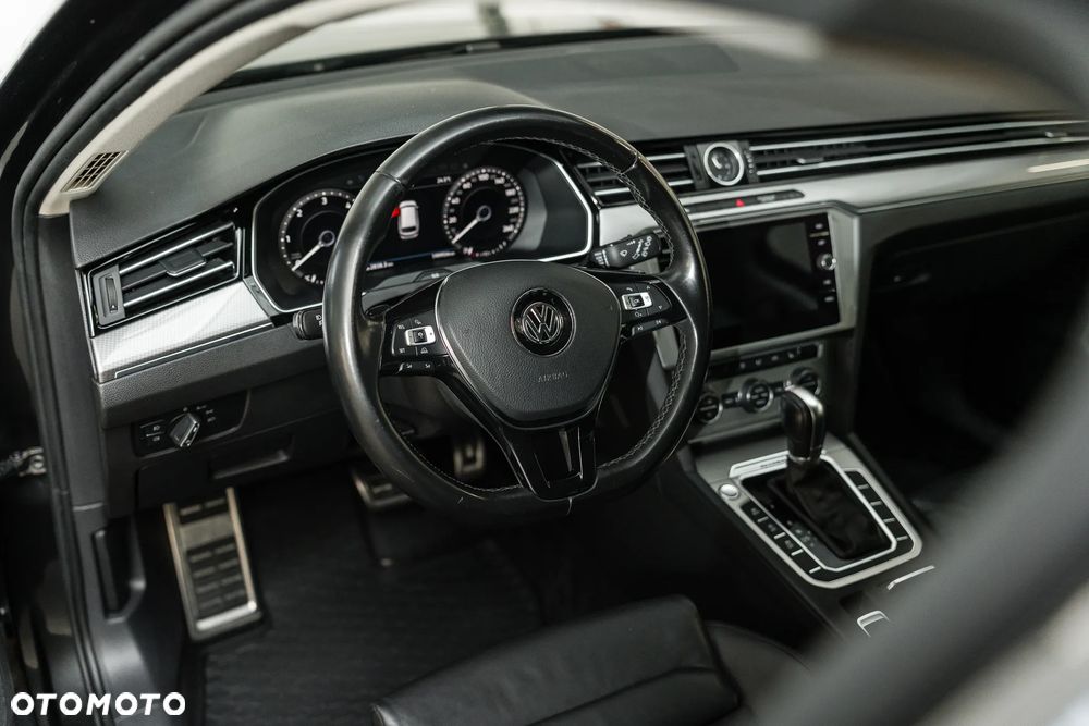 Volkswagen Passat Alltrack 2.0 TDI SCR 4Mot DSG - 24