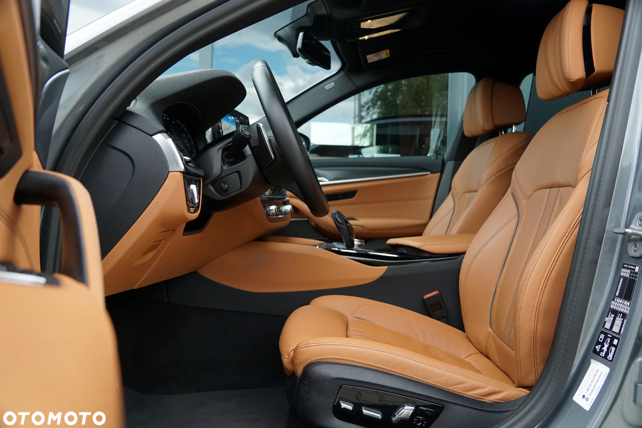 BMW Seria 5 530i xDrive - 18