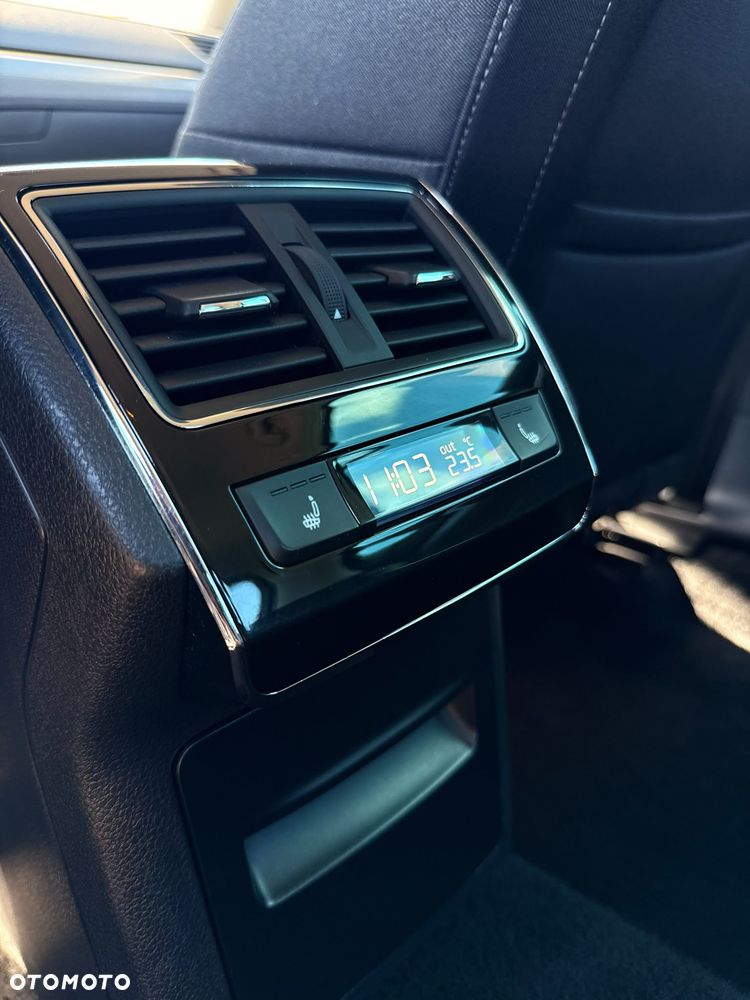Skoda Superb 2.0 TDI Ambition - 23