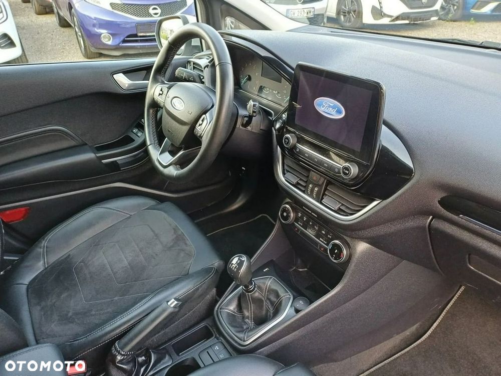 Ford Fiesta 1.0 EcoBoost S&S TITANIUM - 12